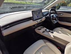 2025 MG MGS5 EV Essence 62