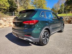 2025 MG ZS Essence Hybrid+