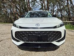 2025 MG HS Super Hybrid Essence