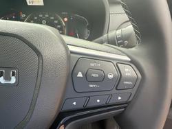 2025 Isuzu MU-X LS-T