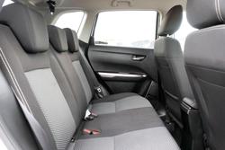 2023 Suzuki Vitara LY Series II Cool White
