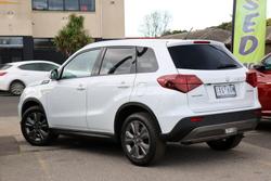 2023 Suzuki Vitara LY Series II Cool White