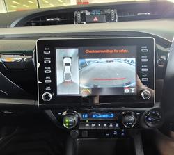 2022 Toyota Hilux SR5