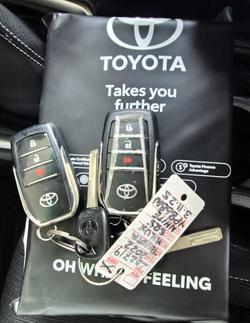 2022 Toyota Hilux SR5