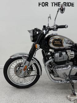 2025 Royal Enfield CLASSIC 650 Black
