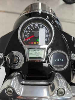 2025 Royal Enfield CLASSIC 650 Black