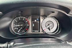 2022 Toyota Hilux SR5