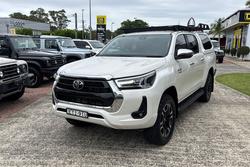 2022 Toyota Hilux SR5