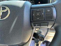 2025 Toyota Landcruiser GXL