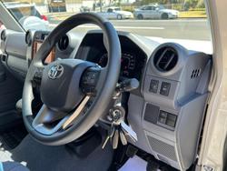 2025 Toyota Landcruiser GXL