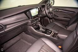 2025 Isuzu MU-X LS-T