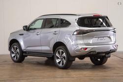 2025 Isuzu MU-X LS-T