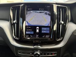 2021 Volvo XC60 T5 Momentum