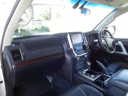 2017 Toyota Landcruiser VX