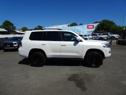 2017 Toyota Landcruiser VX