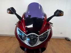 Triumph 2006 TRIUMPH 1050CC SPRINT ST RED