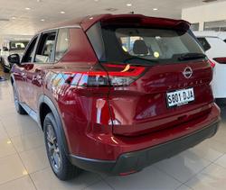 2025 Nissan X-TRAIL ST