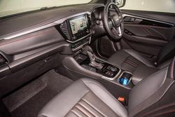 2025 Isuzu MU-X X-TERRAIN