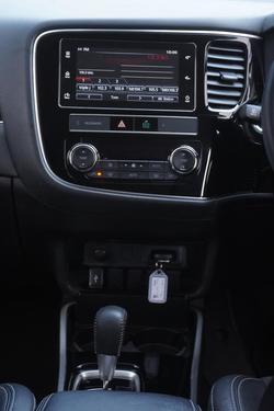 2019 Mitsubishi Outlander LS