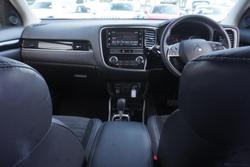 2019 Mitsubishi Outlander LS