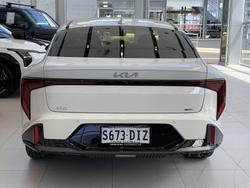 2024 Kia K4 GT-Line