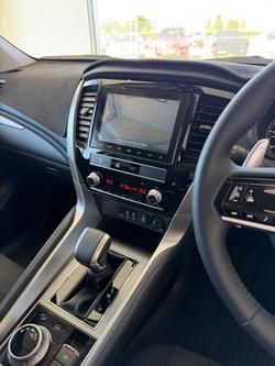 2024 Mitsubishi Pajero Sport GLS