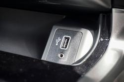 2025 Nissan Navara ST-X