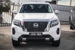 2025 Nissan Navara ST-X