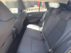 2020 Toyota Corolla Touring Hybrid S ZWE211W Black