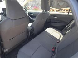 2020 Toyota Corolla Touring Hybrid S ZWE211W Black