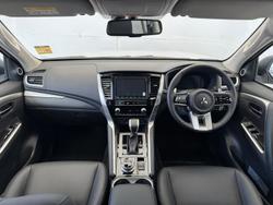 2024 Mitsubishi Pajero Sport Exceed