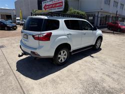 2015 ISUZU MU-X LS-U (4x2)