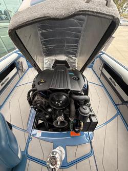 2022 Malibu Response TXi Open Bow