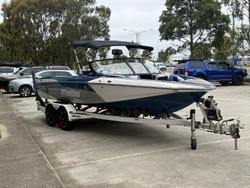 2022 Malibu Response TXi Open Bow