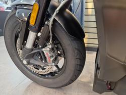 2025 Triumph 2025 Triumph 2500CC Rocket 3 Storm GT SAPPHIRE BLACK