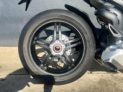 2022 DUCATI STREETFIGHTER V4 SP GREY