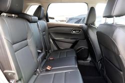 2025 Nissan X-TRAIL ST-L