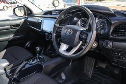 2023 Toyota Hilux SR