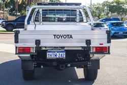 2022 Toyota Hilux SR