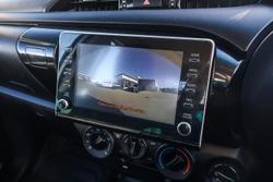 2022 Toyota Hilux SR