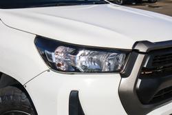 2022 Toyota Hilux SR