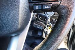 2022 Toyota Hilux SR