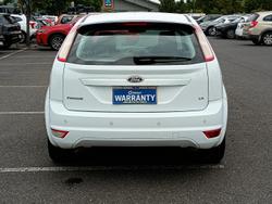 2010 Ford Focus LX LV Frozen White