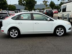 2010 Ford Focus LX LV Frozen White