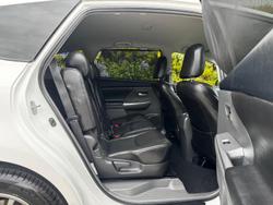 2012 Toyota Prius V i-Tech ZVW40R Crystal Pearl