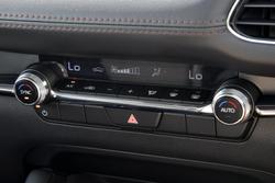 2025 Mazda 3 G20 Evolve