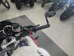 2013 Triumph STREET TRIPLE White