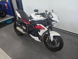 2013 Triumph STREET TRIPLE White