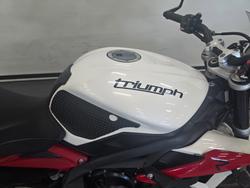 2013 Triumph STREET TRIPLE White