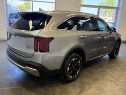 2024 Kia Sorento Sport